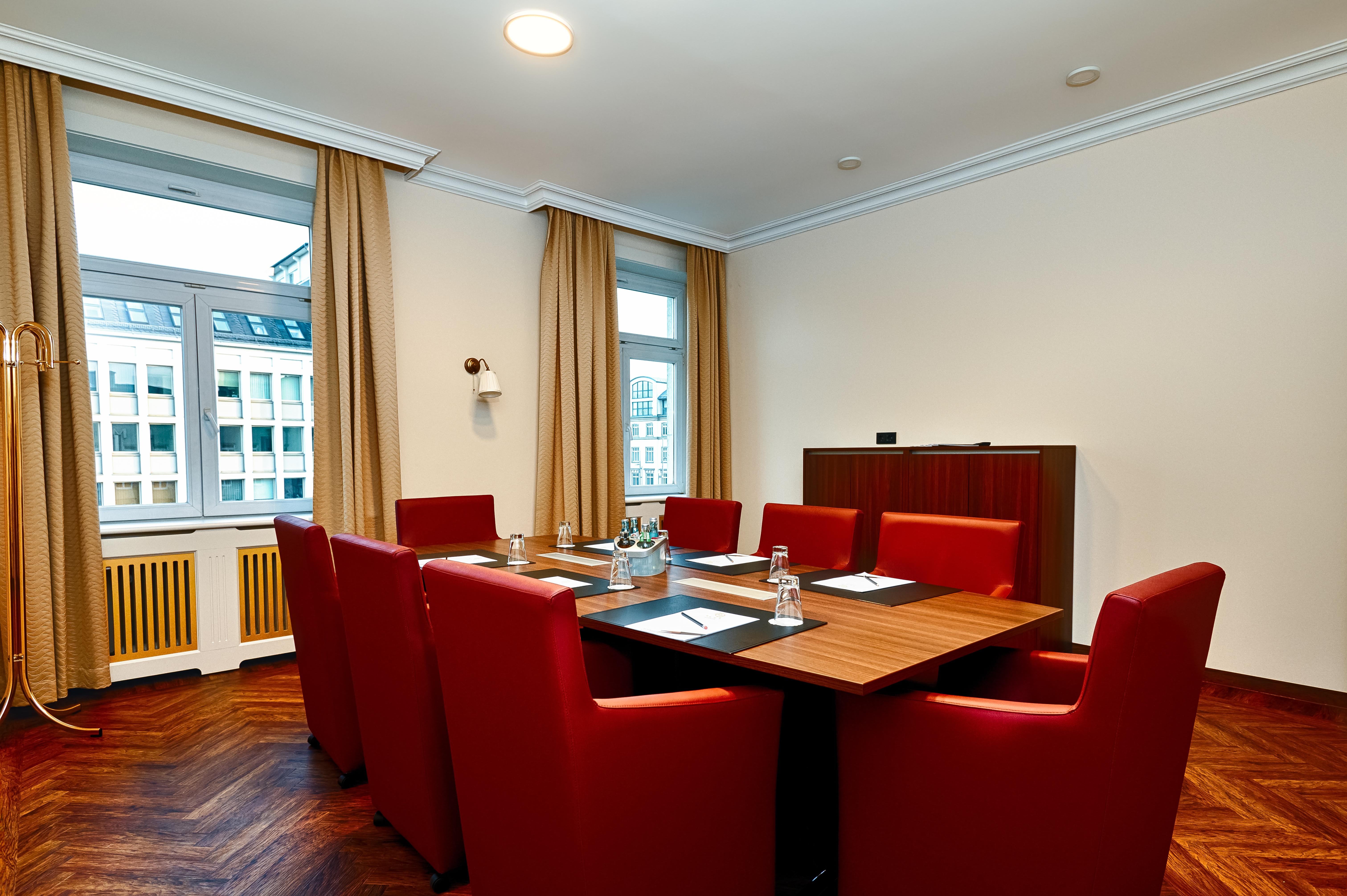 Chemnitzer Hof 4*